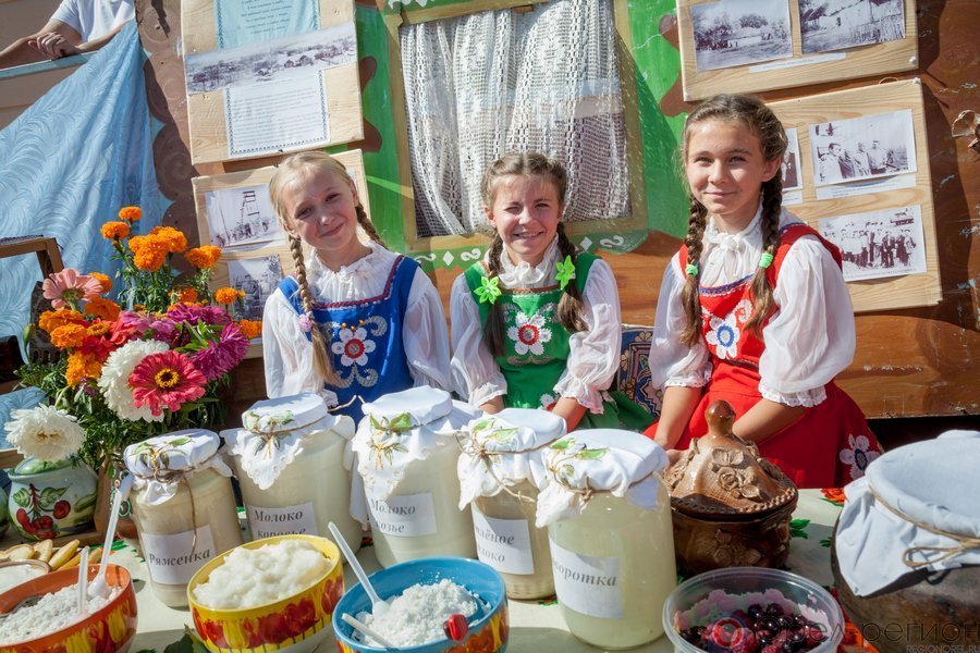 Погода в малоархангельске орловской. Малоархангельск Орловской области люди. День города Малоархангельск. Малоархангельск Орловская область ДК. День города Малоархангельск Орловская.