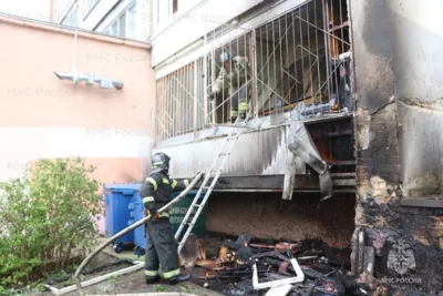 В переулке Почтовом в Орле чуть не сгорела квартира из-за возгорания мусора