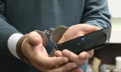 Орловец вышел из кафе и лишился телефона