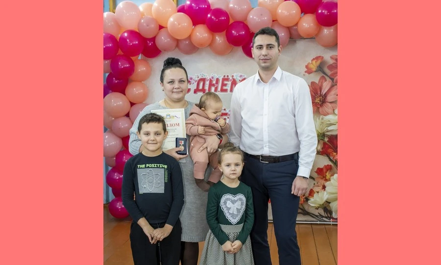 Многодетные орловские семьи пригласили на концерт «Говорите маме тёплые слова»