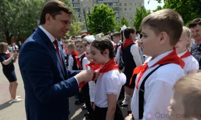 Более 4 тысяч орловских мальчишек и девчонок вступили в ряды пионеров 19 мая