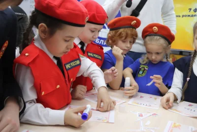 Фото 1. Орловские спасатели провели познавательную встречу для своих младших помощников — кадет-спасателей