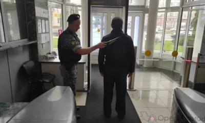 В орловские суды пытались пронести оружие, боеприпасы и электрошокеры