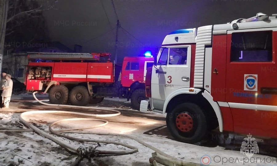 В Орле в утреннем пожаре на ул. Садово-Пушкарной погиб мужчина