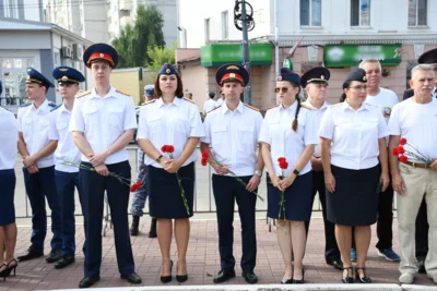 Фото 3. Дубликат Красного флага Победы взвился над Орлом