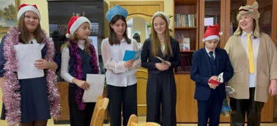 Учащиеся Троицкой школы Орловского МО поздравили коллектив «Орловской правды» с Новым годом