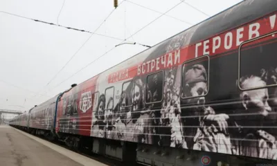 На вокзал Орла прибыл тематический поезд «Сила в правде» Минобороны РФ