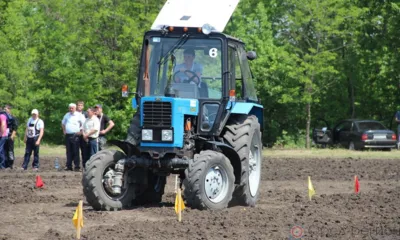 В прошлом году в Орловской области выдано 2198 удостоверений тракториста-машиниста
