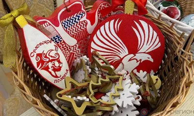 Ёлочные украшения из Орловской области прибыли в Киров