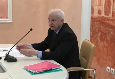 Членство в Академии политической науки