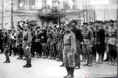 Шли на битву партизаны