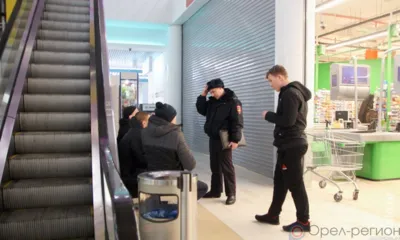 Несовершеннолетние орловцы не могут посещать торговые центры без взрослых