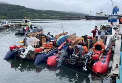 Фото 8. Наши — на Камчатке