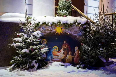 Фото 2. Божественную литургию провели в Ахтырском кафедральном соборе Орла