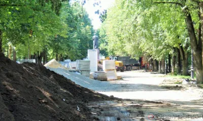 В Орле завершаются работы в сквере им. Л.Н. Гуртьева