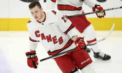 Орловец Александр Никишин забросил первую шайбу в Национальной хоккейной лиге