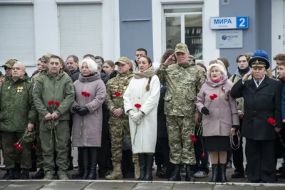 Фото 3. В Орле почтили память павших воинов