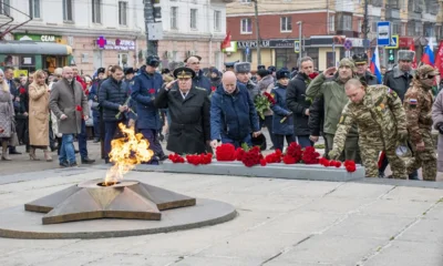 Фото 4. В Орле почтили память павших воинов
