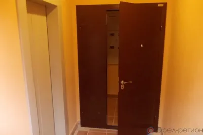 В Орле бомж украл велосипед из подъезда