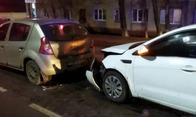 В Орле столкнулись три автомобиля