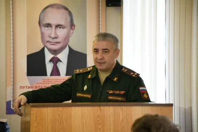 Фото 2. Первые орловские новобранцы призыва 2026 года отправились в войска