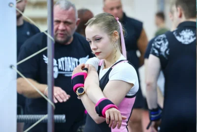 Фото 2. Семь комплектов наград разыграли на чемпионате и первенстве Орловской области по пауэрлифтингу
