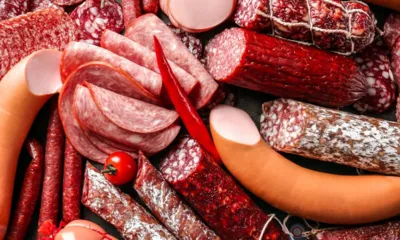 В колбасках от «Агрофирмы Мценской» нашли антибиотики