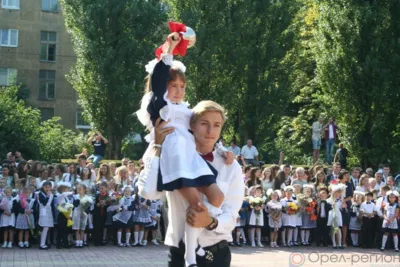 Запрет на массовые мероприятия в школах продлили ещё на 2 года