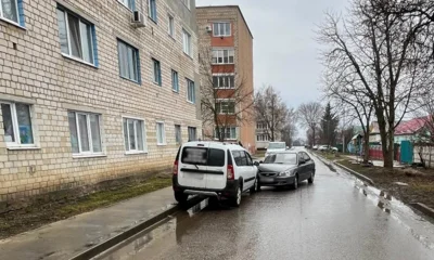 В Ливнах лоб в лоб столкнулись Lada и Hyundai