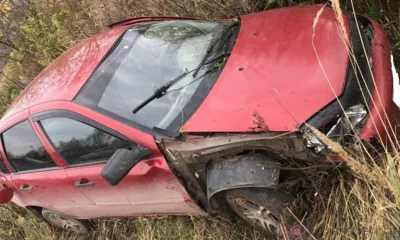 В Орловской области Lada Kalina вылетела в кювет и перевернулась