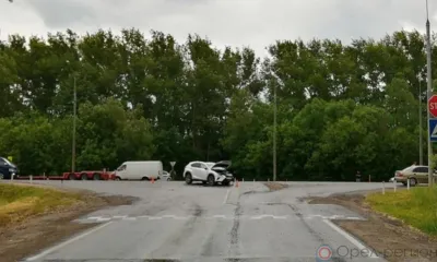 Под Орлом Volvo FM и Lexus не поделили дорогу