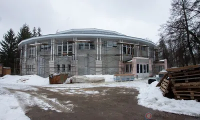 Андрей Клычков ознакомился с ходом строительства «Кванториума» и футбольного манежа в Орле