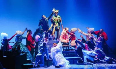 Орловский театр отметил 45-летие праздничным шоу