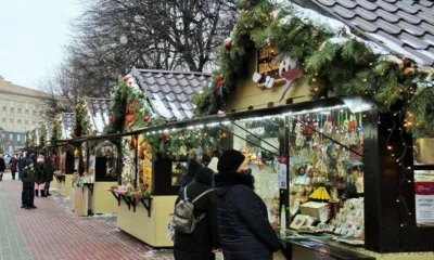 Домики-шале на площади Ленина в Орле работают последнюю неделю