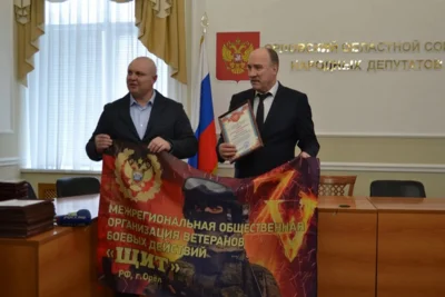 Фото 1. Орловским участникам СВО вручили медали ветерана боевых действий