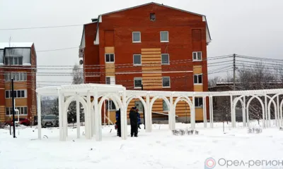 Реконструкция Фетовского сквера в Мценске идёт к завершению