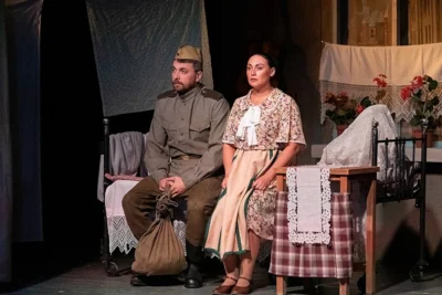 Фото 2. Ольга Далент рассказала «Орловской правде» о работе театрального художника