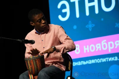 Фото 7. Орловцы написали этнографический диктант. Фоторепортаж