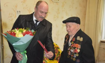 Орловцы устроили торжественный парад под окнами ветерана Великой Отечественной войны