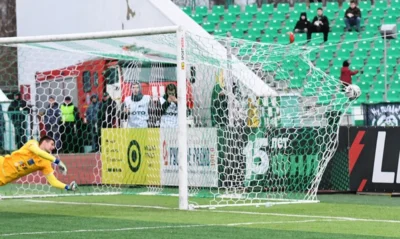 Фото 8. ФК «Орёл» в первом домашнем матче сезона сыграл вничью