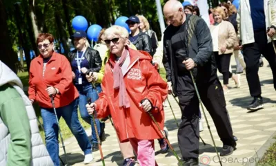 В Орле прошёл марафон скандинавской ходьбы