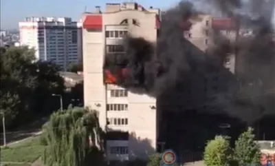 Сегодня из горящего дома в Орле в пер. Артельном спасли четырёх человек