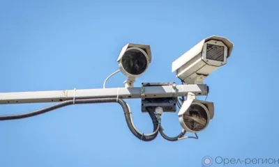 Следят очень строго