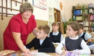 Минпросвещения отметило педагога из Верховья