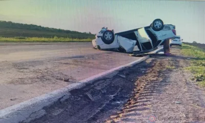 На орловской трассе погибли водитель и пассажир перевернувшегося автомобиля