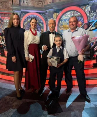 Фото 2. Журналист из Верховья Галина Ефимова не раздумывая отказалась от приза в «Поле чудес»