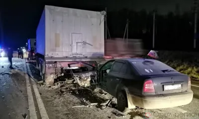 Под Орлом после столкновения четырёх машин госпитализированы два водителя