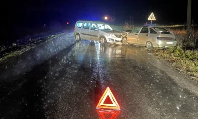 Четыре человека пострадали в ДТП в Ливенском районе