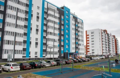 Фото 1. Ещё 15 орловских детей-сирот получили ключи от новых квартир