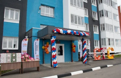 Фото 2. Ещё 15 орловских детей-сирот получили ключи от новых квартир